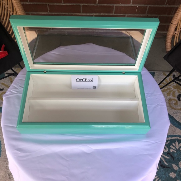 OYObox maxi for sunglasses!